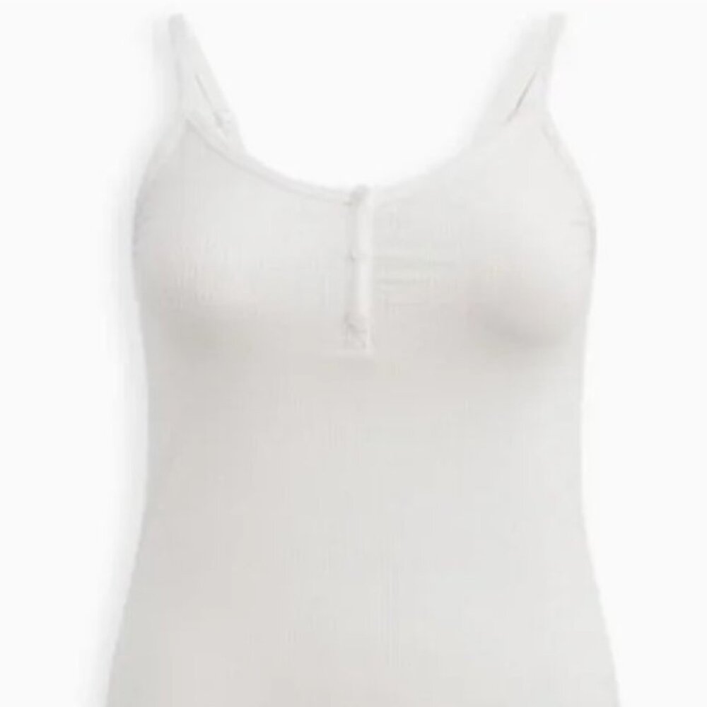 Torrid size 4  Ribbed V-Neck Henley Cami in White